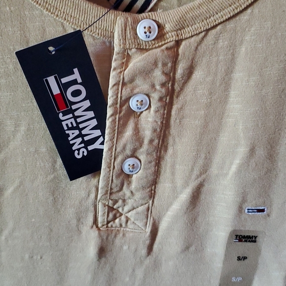Tommy jeans tshirt - Picture 3 of 3